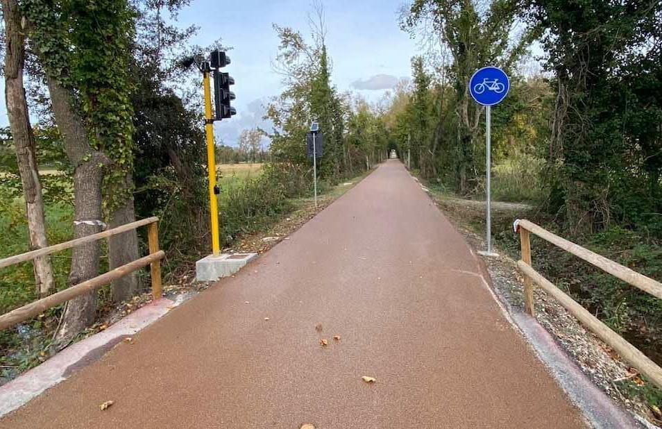 Ciclopista del Trammino con il nuovo look grazie all’asfalto natura 