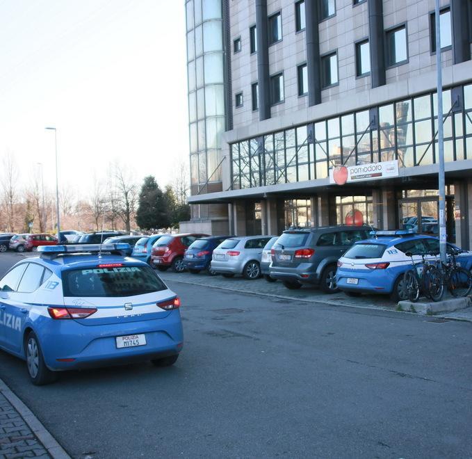 Modena Rapinano un’anziana, bloccati dai passanti 