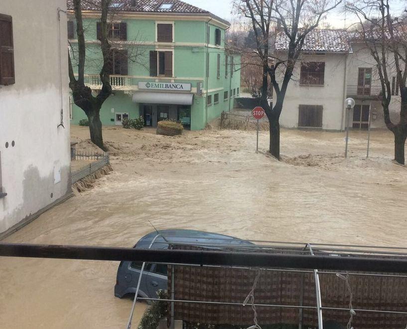 «Per i risarcimenti da alluvione i cittadini vengano al processo» 