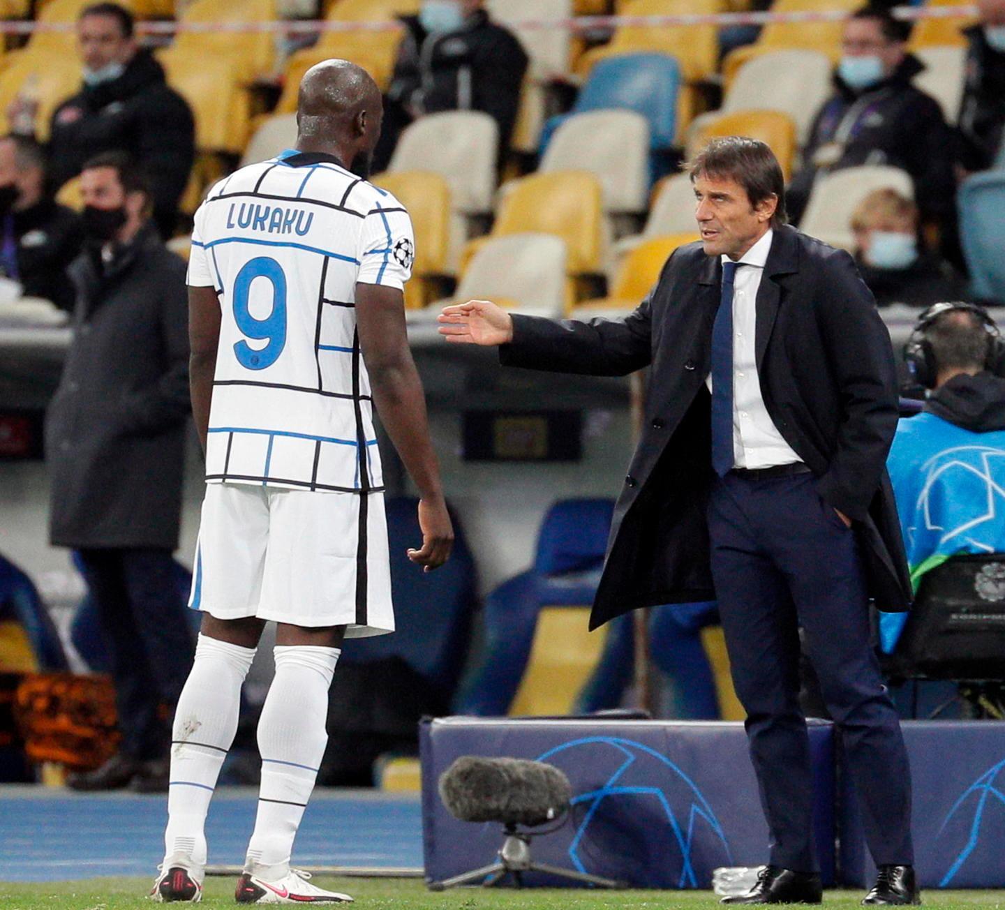 Inter senza Lukaku e Sanchez Lazio decimata dal virus e il Milan può salutare tutti 