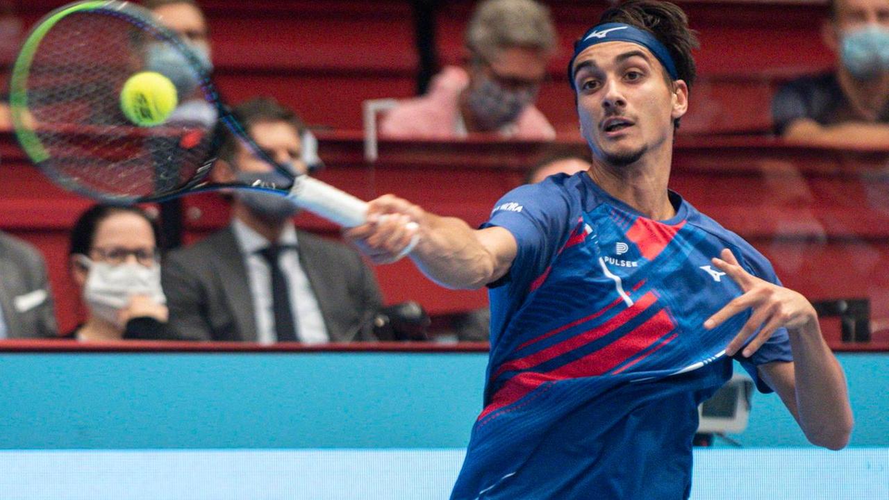 Mission impossible a Vienna Sonego batte Djokovic e ora si gioca la semifinale