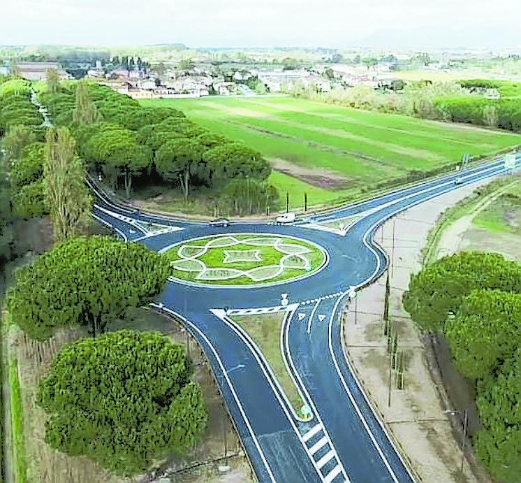 La rotatoria è stata completata chiuso il cantiere a San Piero 