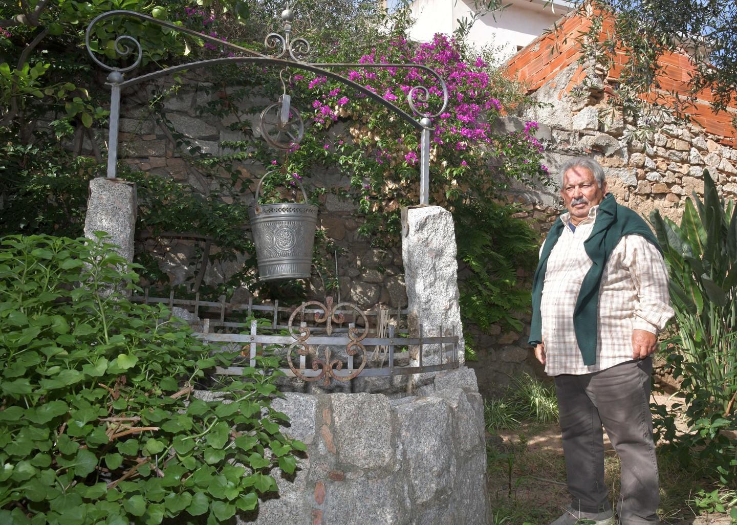 L’antico pozzo ora è in un cortile 