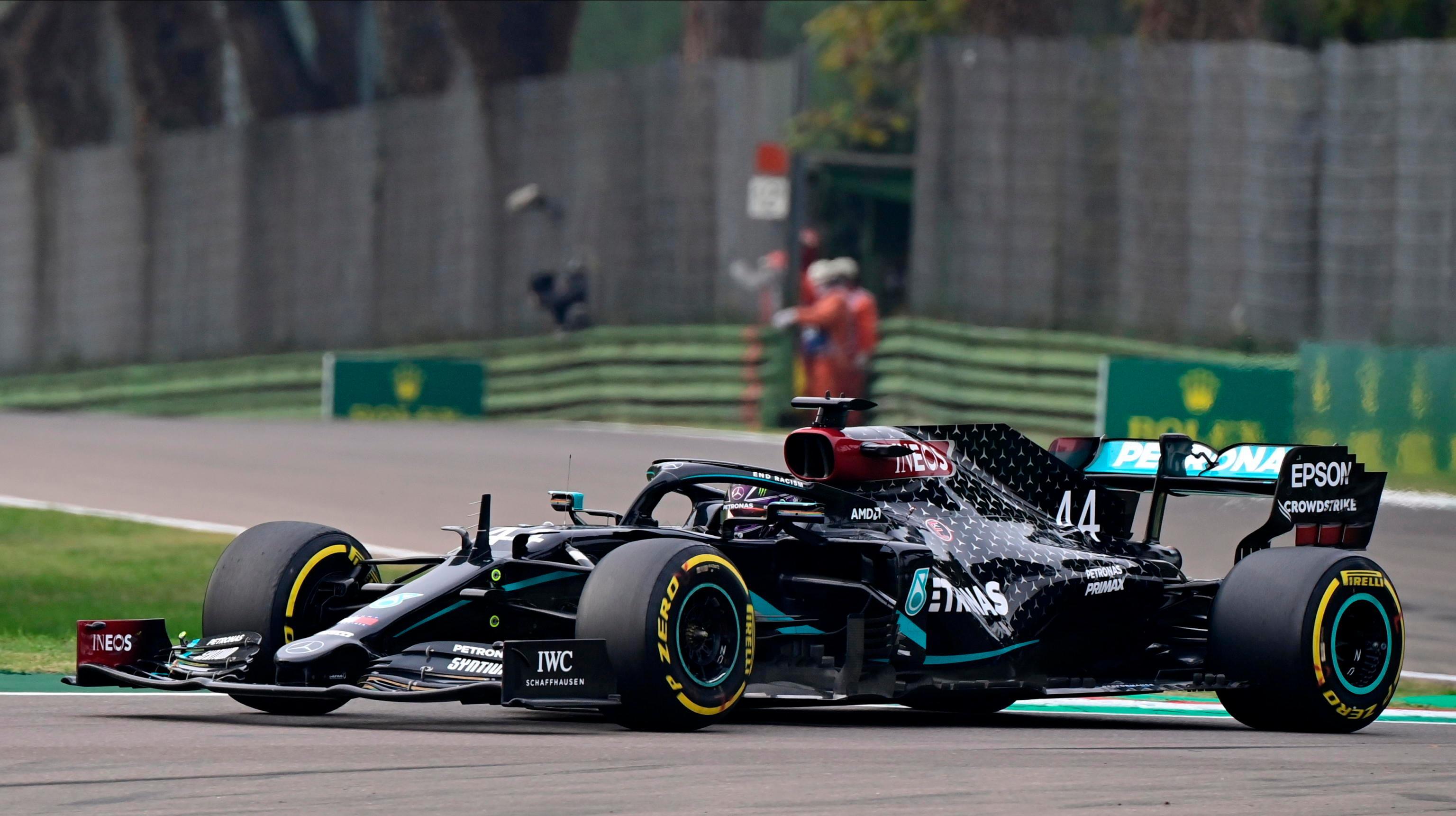 Formula Uno, Hamilton vince il Gp dell'Emilia Romagna davanti a Bottas e Ricciardo, quinto Leclerc