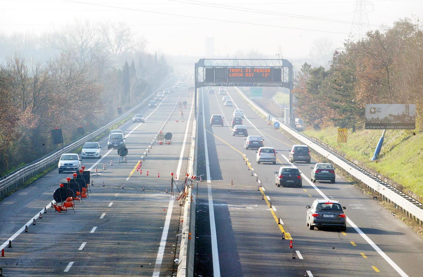 A11 chiusa per una notte 