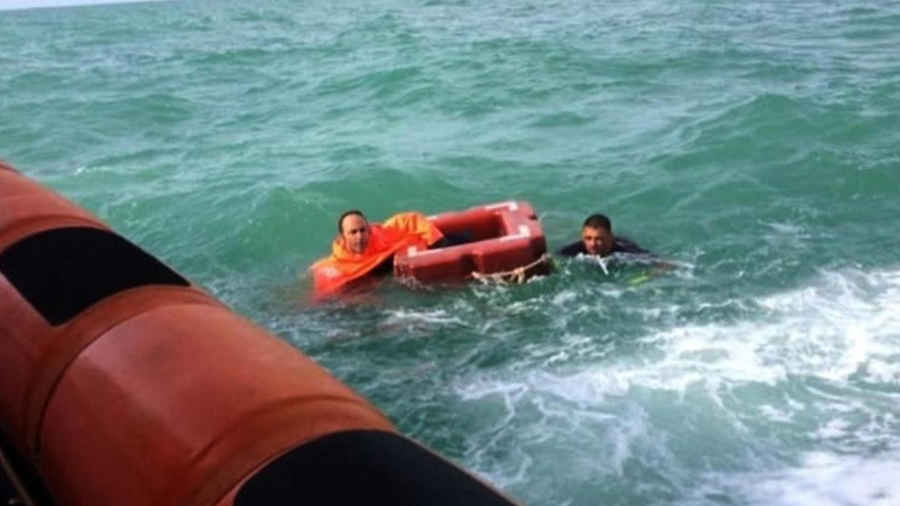 Sei ore in mare e una mantella per non morire «Pensavamo che non ci avrebbero trovato»