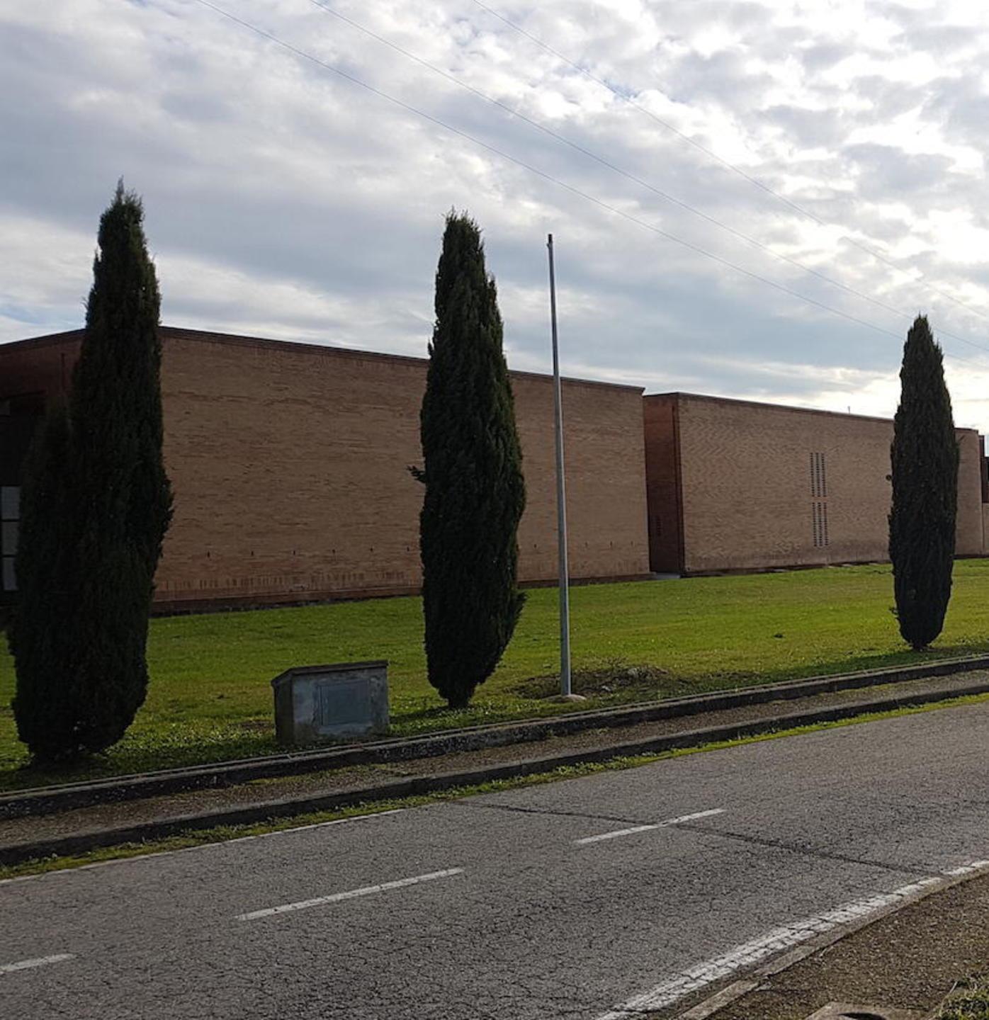 Celebrazioni sospese nei cimiteri per i Morti