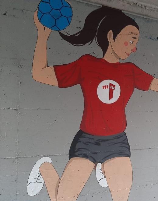 Un murales per il Pala Keope rende omaggio a 40 anni di pallamano