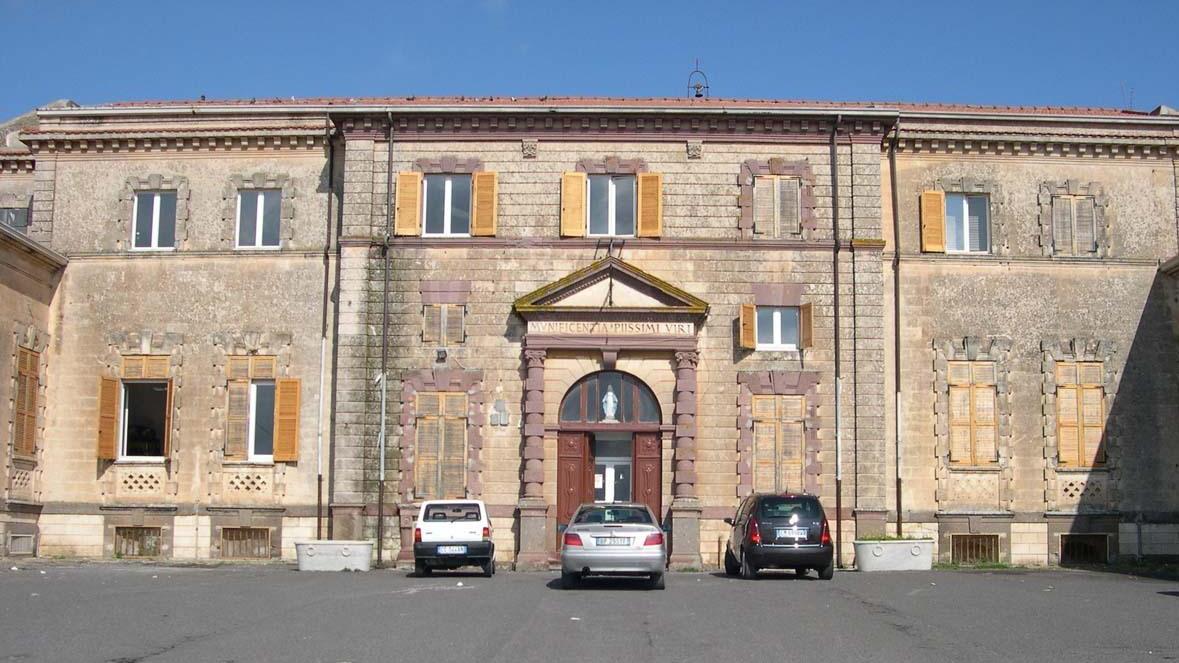 I sindacati: «Situazione esplosiva nell’ospedale di Ittiri»