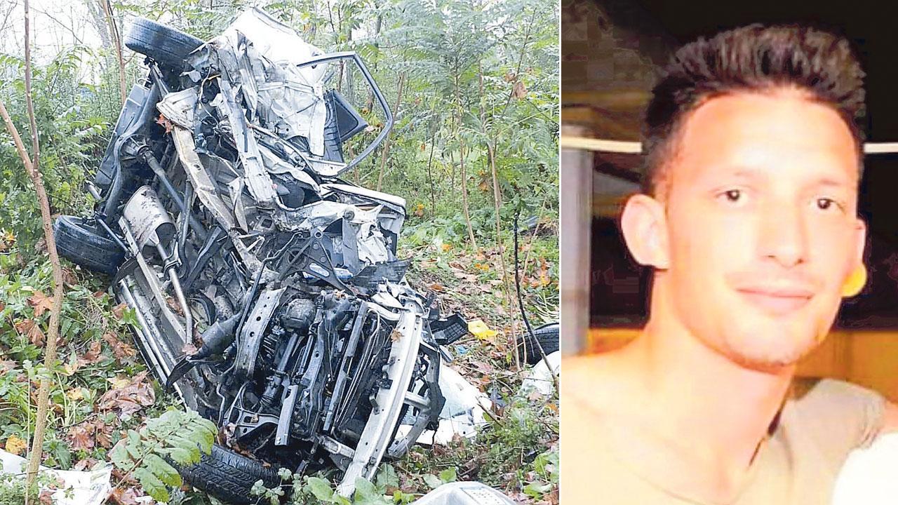 L’auto su cui viaggiava Carlo Alberto Brustia distrutta nello schianto con un albero sul viale D’Annunzio alle 3 del 27 novembre 2014  (foto Facebook e Muzzi)