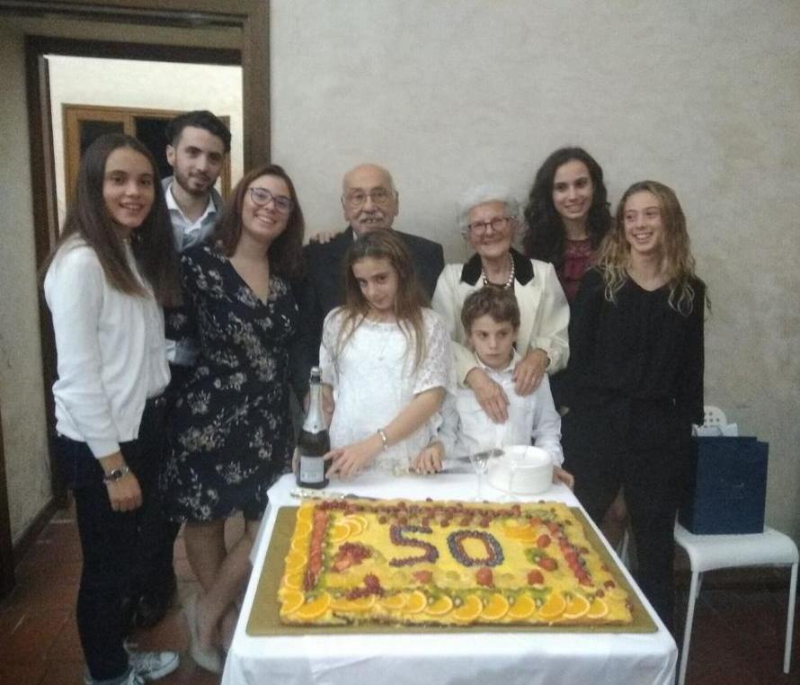 Nonna Emma: «Sono come una macchina, e per benzina ho bisogno della vicinanza dei miei 7 nipoti» 