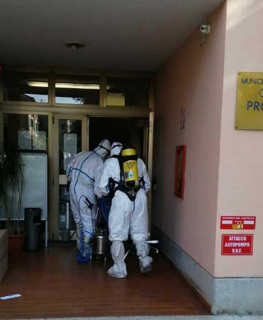 Covid, viaggio nella trincea di Rubiera: «Nella casa protetta siamo travolti da un dolore indescrivibile» 