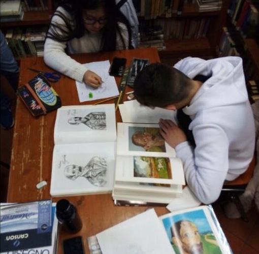 Alcuni ragazzi impegnati nel progetto Ligabue