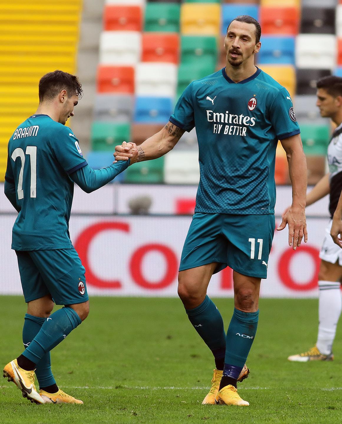 Ibra come un ragazzo segna in acrobazia e Pioli resta in vetta 