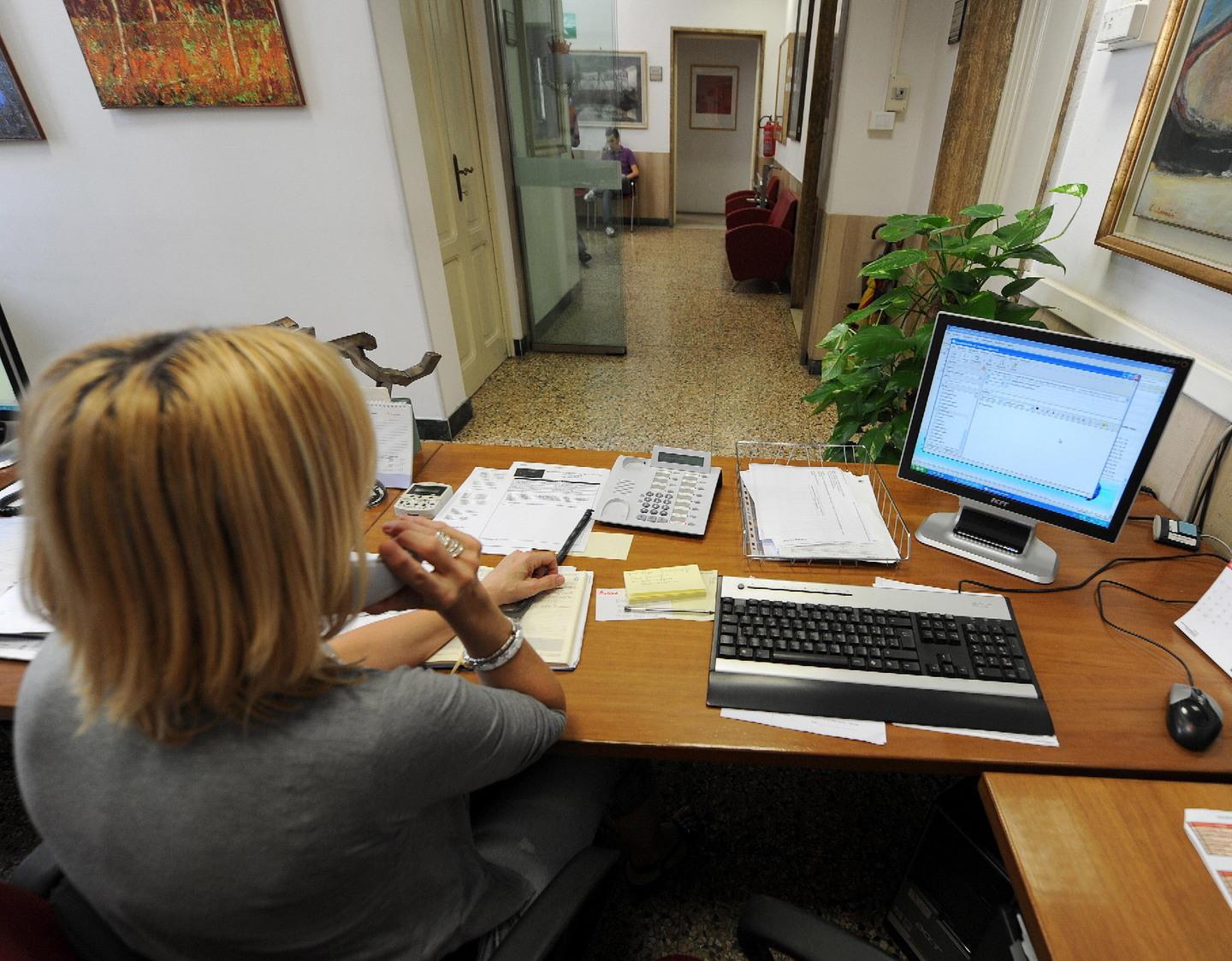 «Contagi negli uffici pubblici» Il sindacato:«Misure di protezione» 