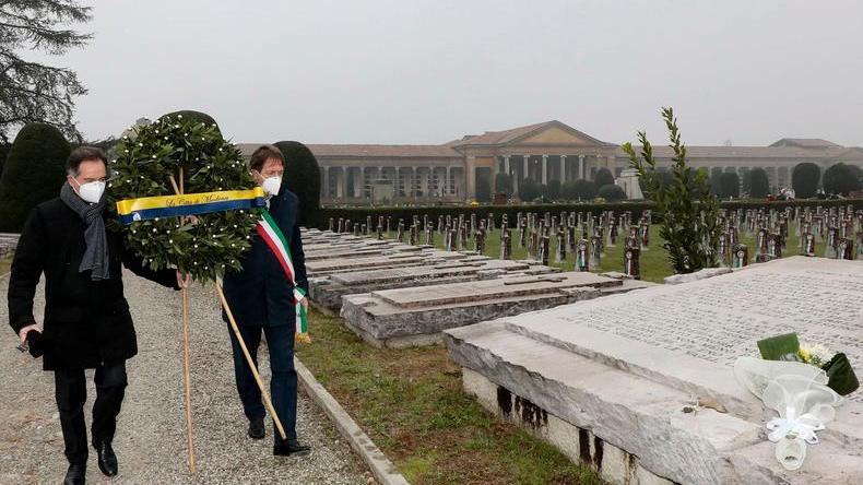 Modena. Sindaco, prefetto e vescovo a S. Caraldo per la giornata dedicata ai defunti