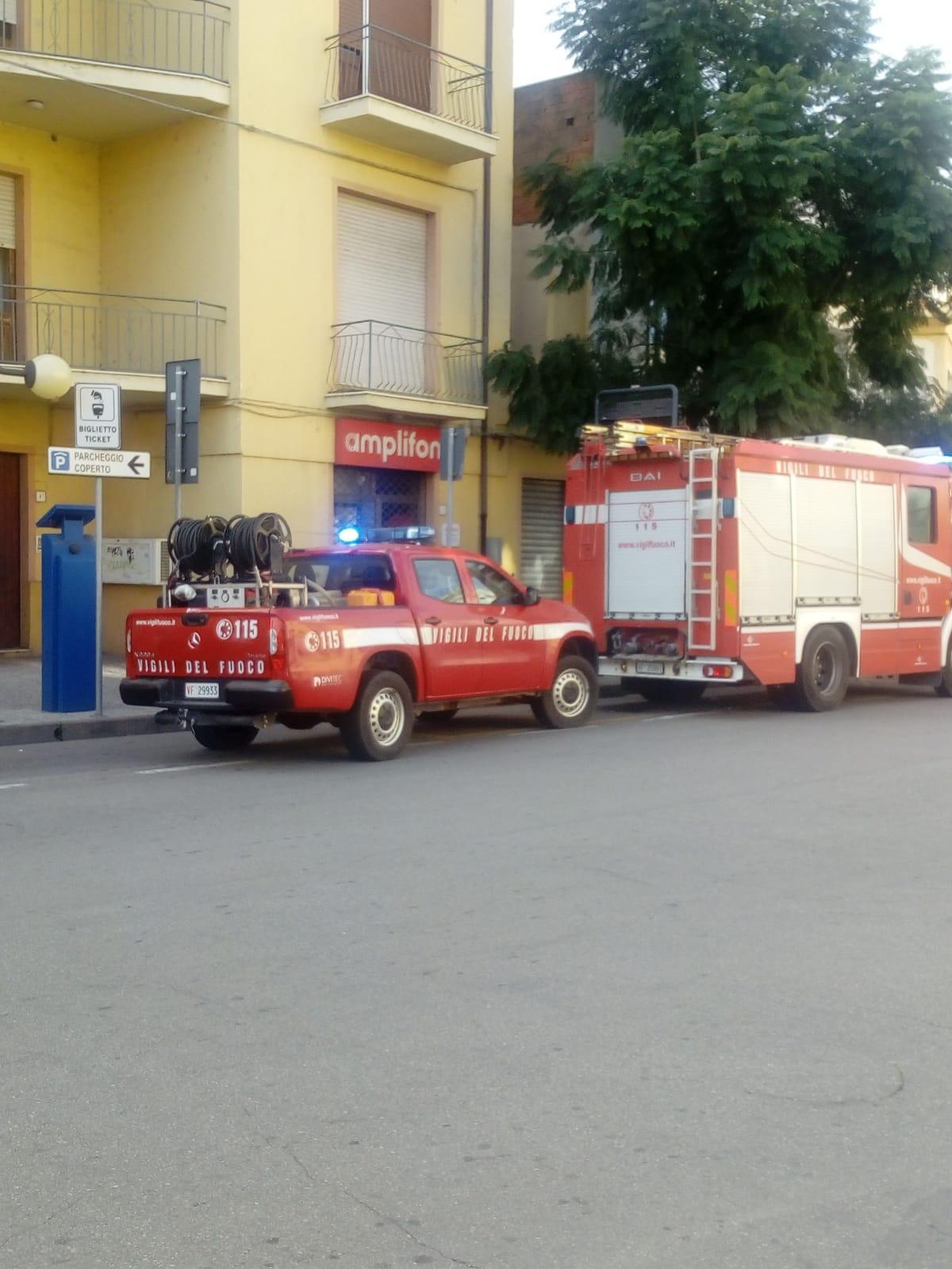 Tortolì, 96enne  cade dal letto: la soccorrono i vigili del fuoco
