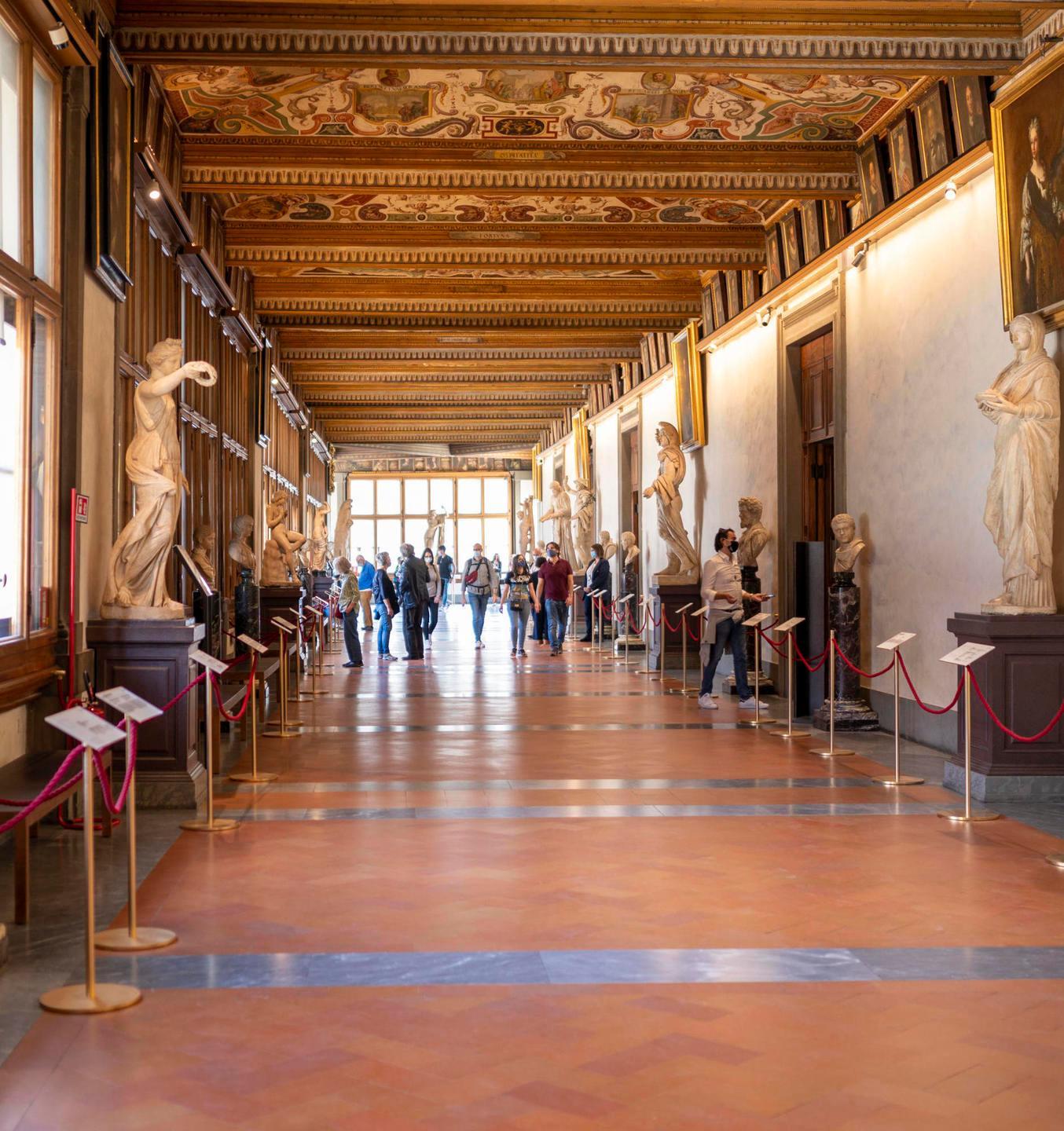 Uffizi, la mostra apre e...chiude. Schmidt: pronti a lavorare online 