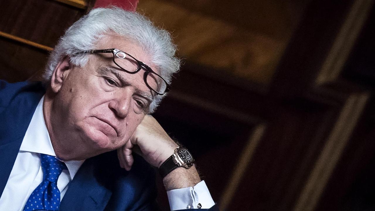 Denis Verdini, dal risottino ai vocali WhatsApp: l'uomo del potere e dei (tanti) fallimenti
