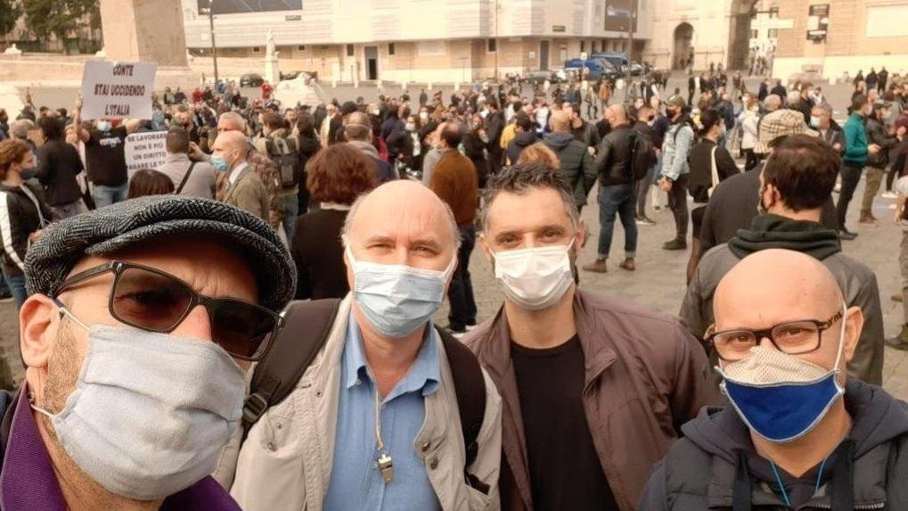 I ristoratori sono scesi in piazza