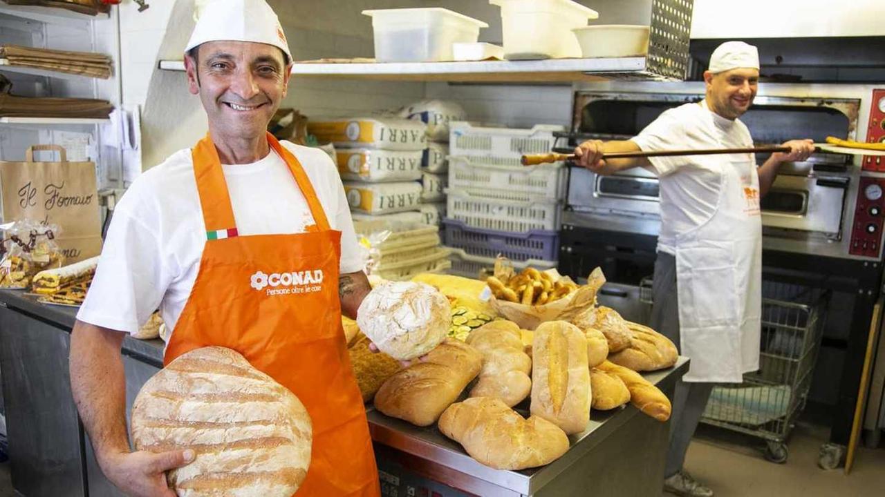 Schiaccia con uva o fiori di zucca? A Caldana si fa secondo la stagione