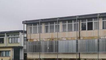 All’inizio dell’anno la demolizione del prefabbricato della scuola Cino