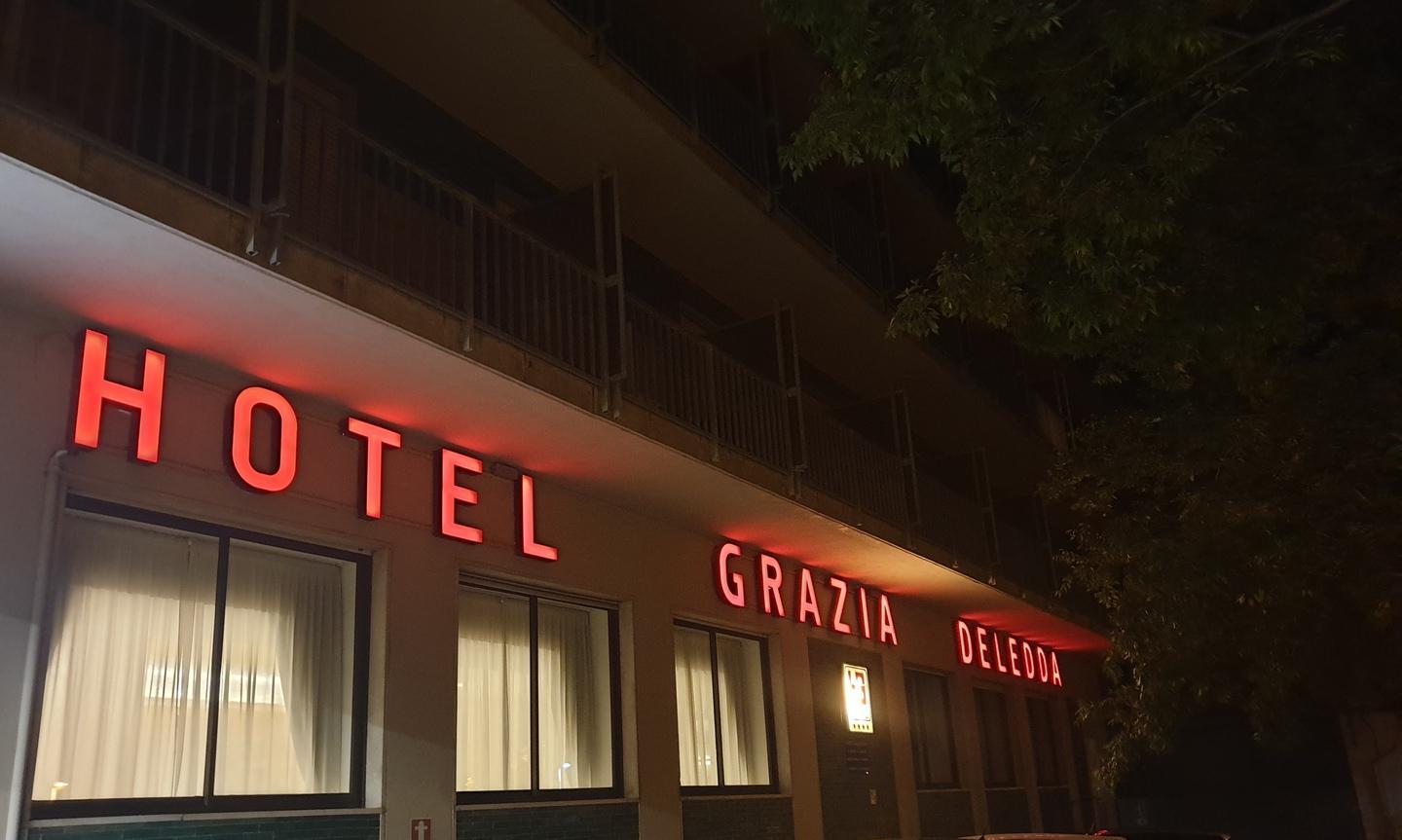Hotel Deledda: «Pazienti Covid mai arrivati, per noi un danno»