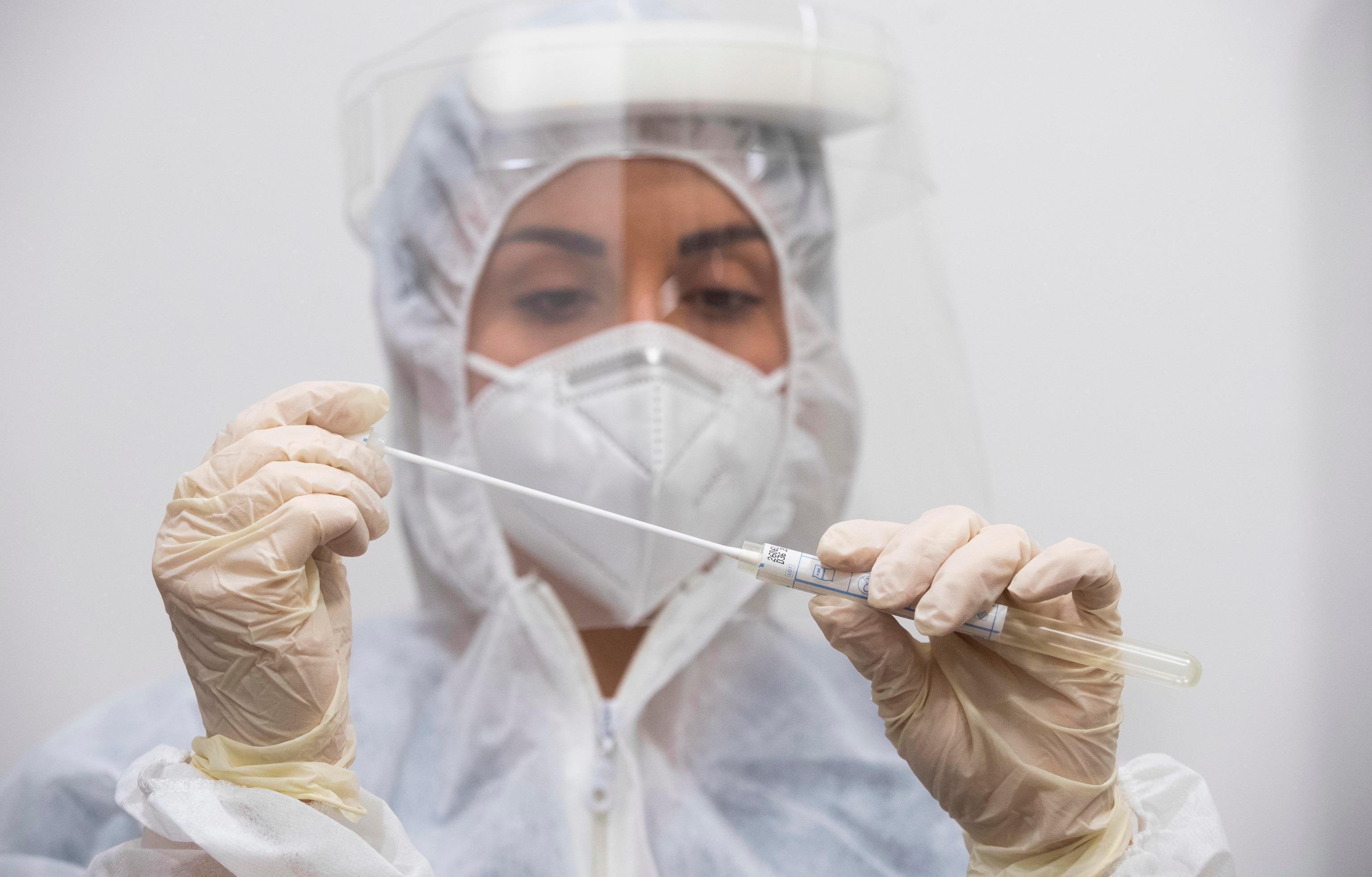 Coronavirus, famiglia chiusa in casa da oltre un mese. «Adesso denuncerò la Asl per sequestro di persona» 