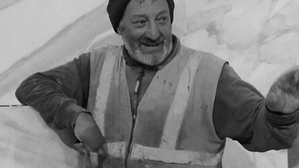 Carrara, oggi a Vittoria Apuana i funerali del cavatore morto: «Sarà come voleva»