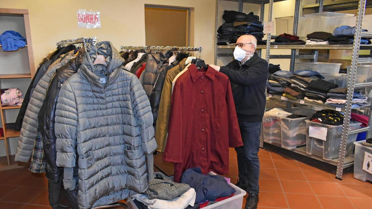 Un operatore al lavoro al Centro Mimmo