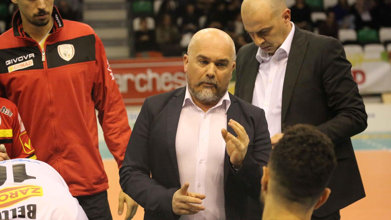 Vincenzo Mastrangelo durante un time-out