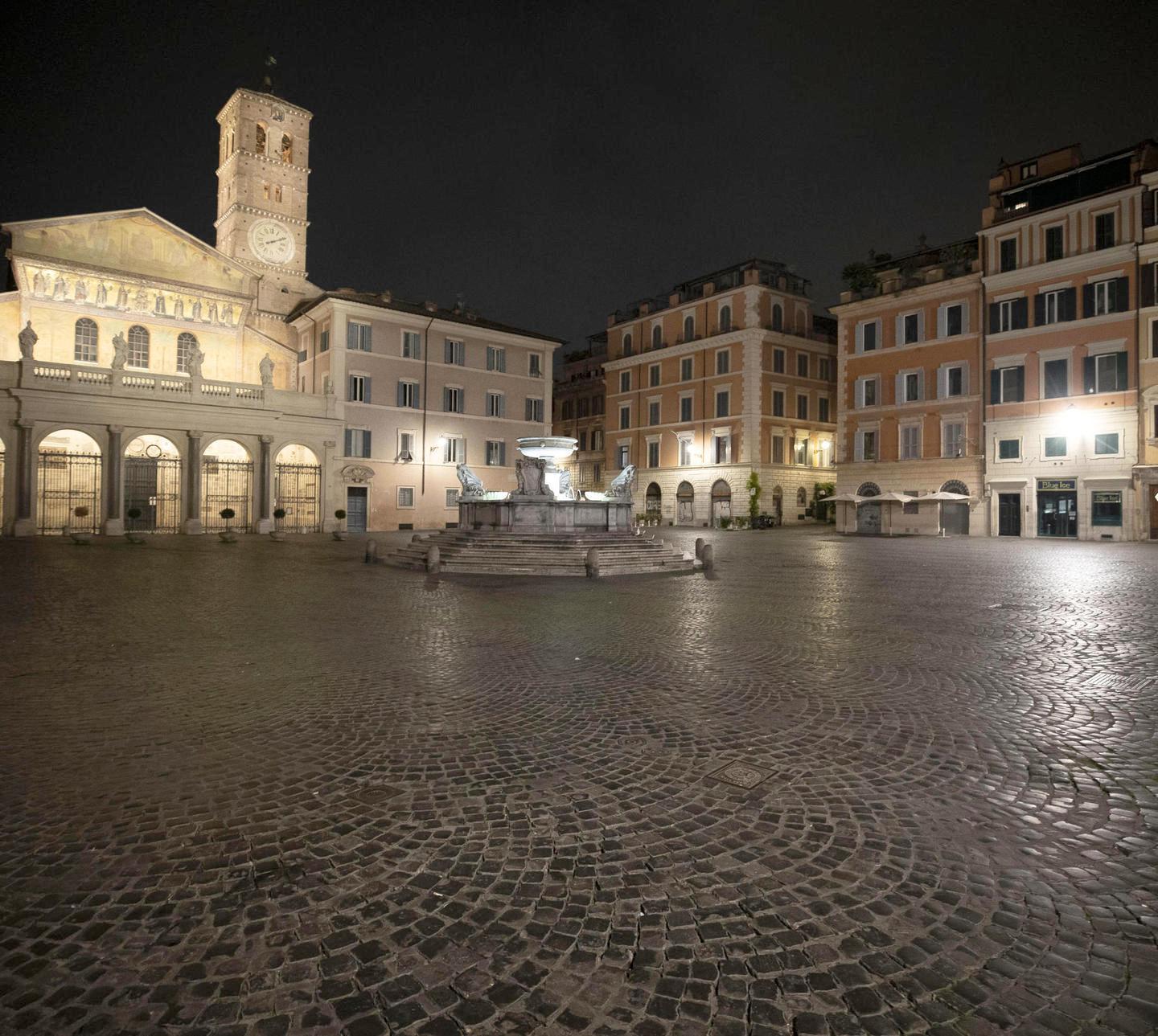 Coprifuoco alle 22, tornano le zone rosse 