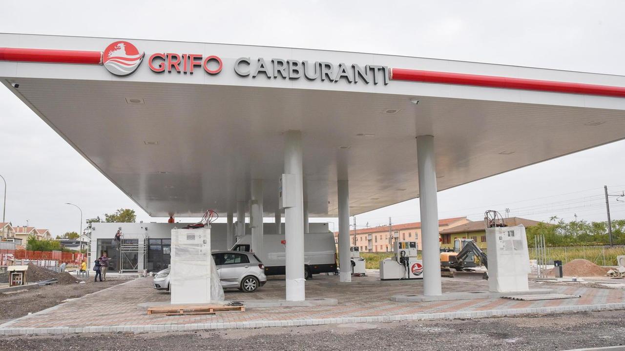 Stazione di servizio da 2 milioni di euro: è la prima con benzina, diesel e anche Gpl