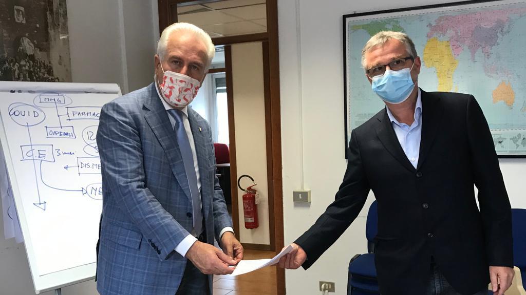 Il presidente Giani e l'assessore alla sanità Bezzini