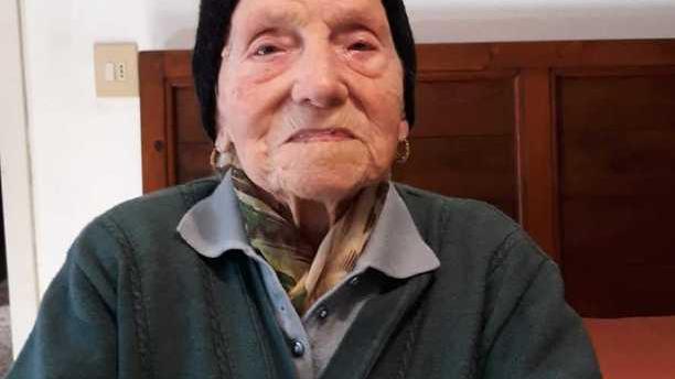 Scompare a 100 anni lo stesso giorno in cui è morto suo marito