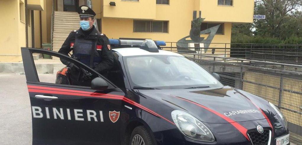 Tentano di rubare in casa Ragazza ricercata accompagnata in carcere