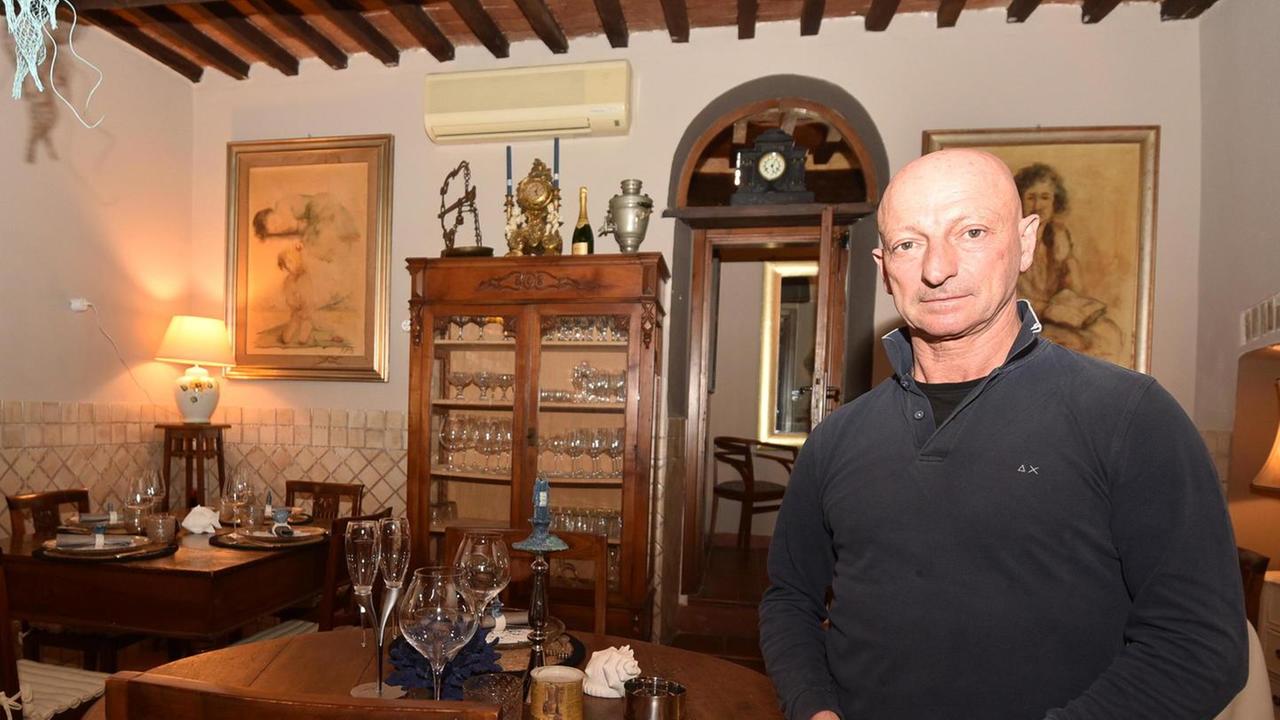 La sfida di Claudio: aprire quando Conte chiude le cucine