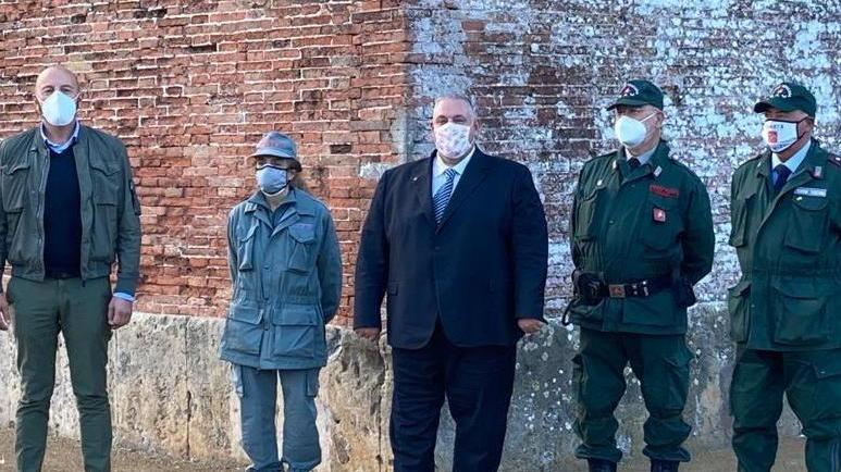 Gav a cavallo, in auto o a piedi Sorveglianza nelle aree verdi