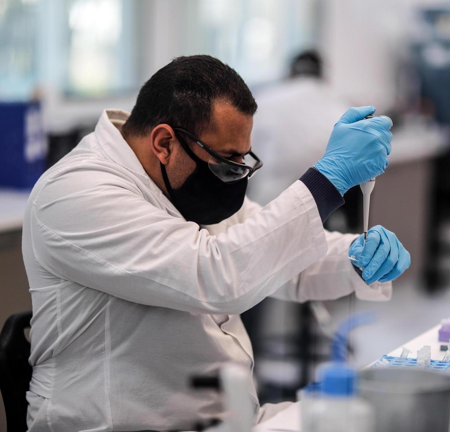 Vaccino, a dicembre test in Italia 