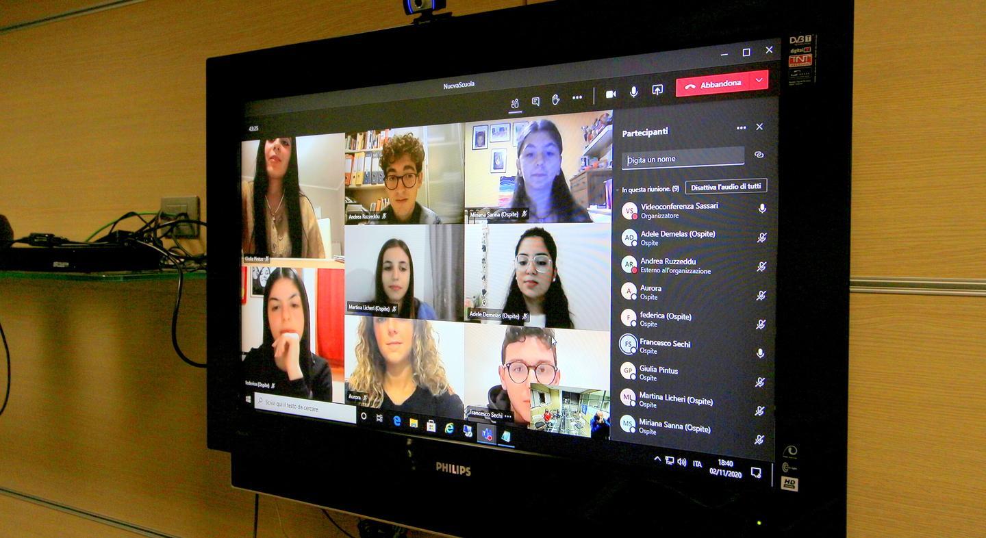 Scuola, tra connessione ballerina e distrazioni la didattica a distanza diventa una lezione di vita