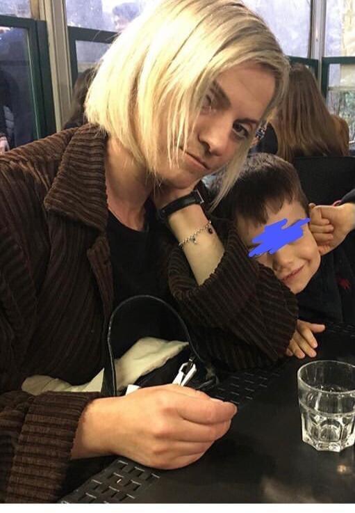 Modena Lola, madre disoccupata, trova e restituisce un portafoglio con duemila euro in contanti 