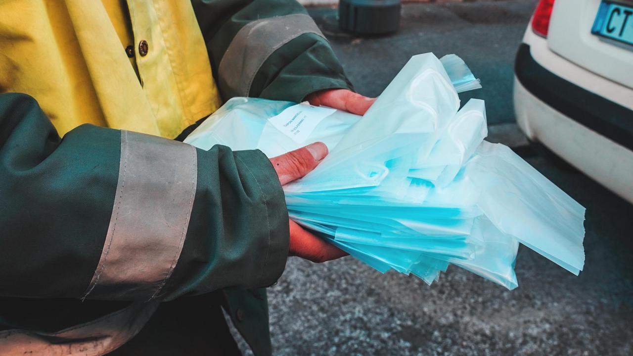 Nei prossimi giorni parte la distribuzione gratuita delle mascherine nei comuni dell'Empolese Valdelsa