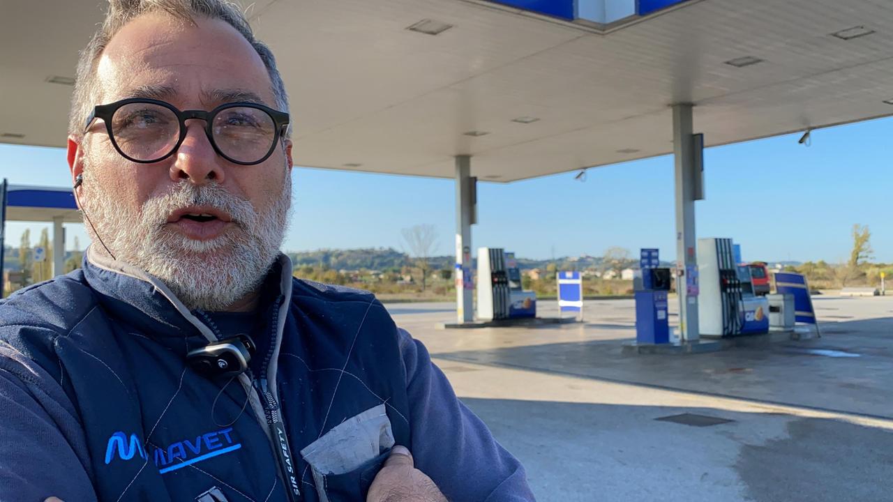 Riccardo Parrini, l'autista di Rosignano che è riuscito a scappare dall'incendio (Foto di Franco Silvi)