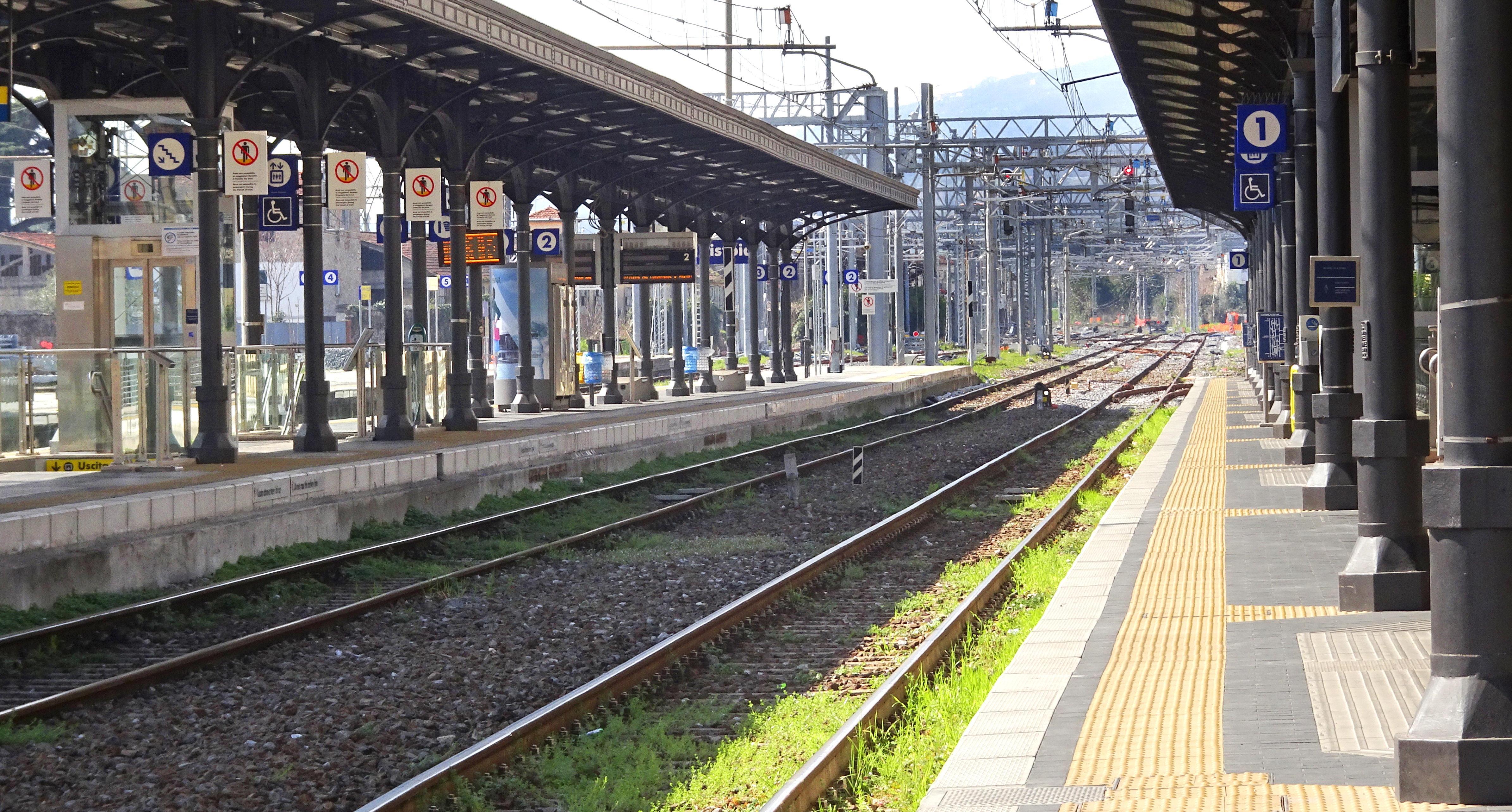 Lavori sulla ferrovia, sospesa la circolazione dei treni tra Pistoia e Montecatini