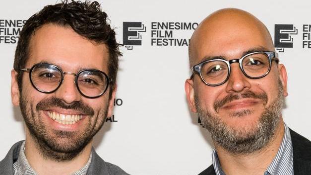 La vita del direttore artistico Otto storie diventano una serie
