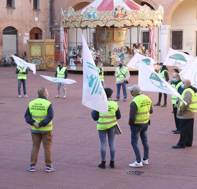 Protesta la Polizia Locale