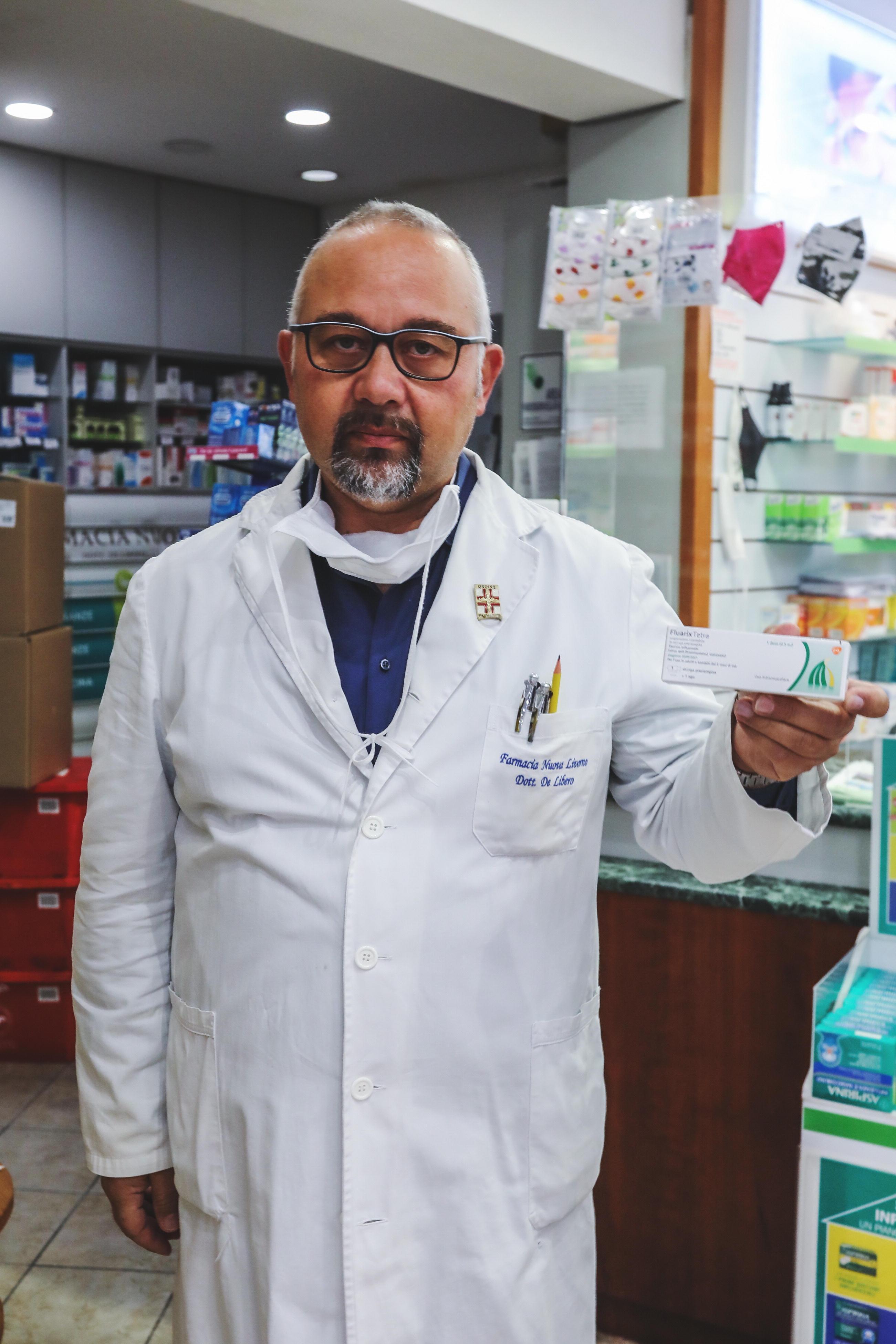 Influenza, a Livorno i vaccini mancano da 7 giorni. L’Asl: «Dosi in arrivo questo lunedì» 