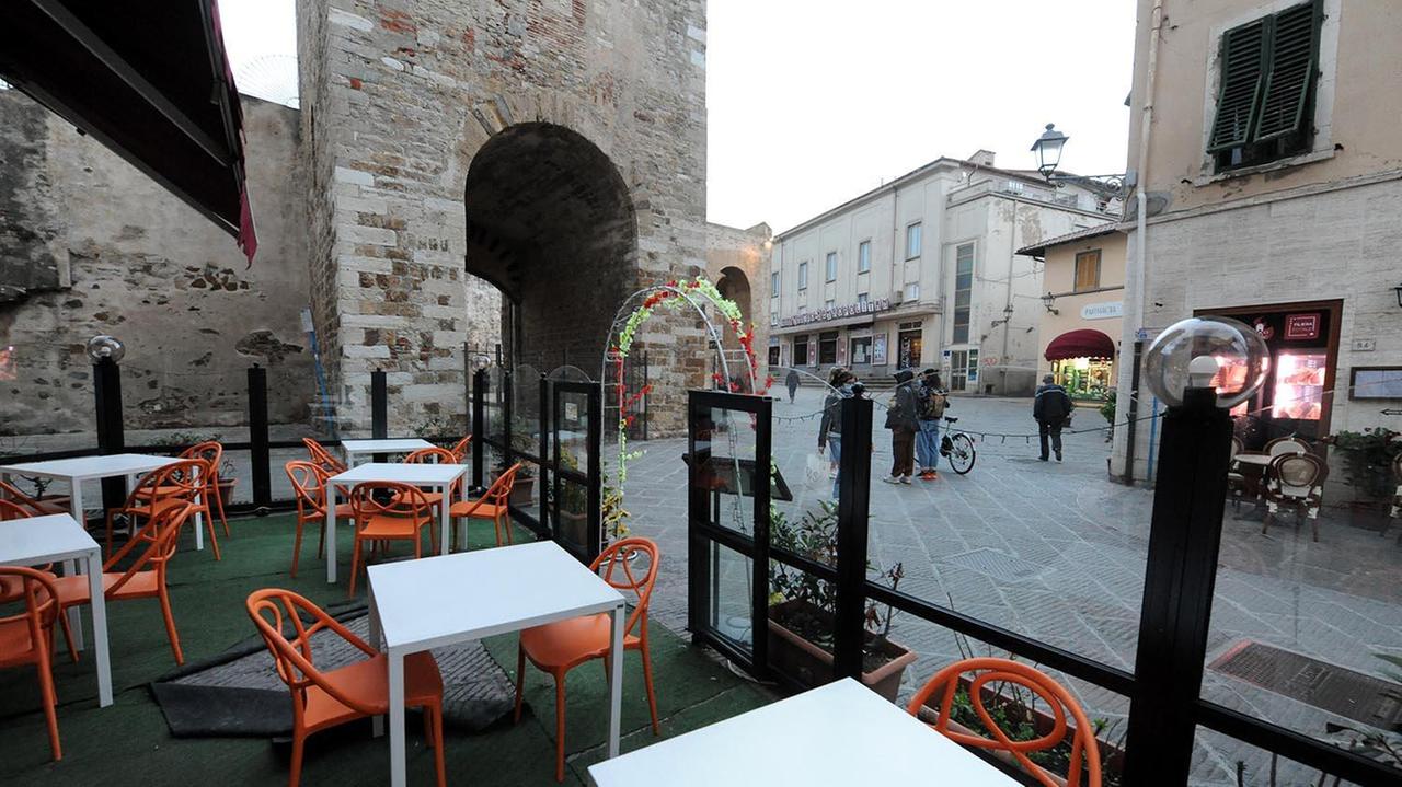 La ristorazione penalizzata: a Piombino soffre e si organizza per sopravvivere