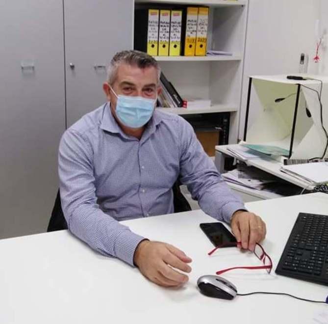 «Abbassiamo l’Iva dal 22 al 10 per cento, i saloni sono vuoti»