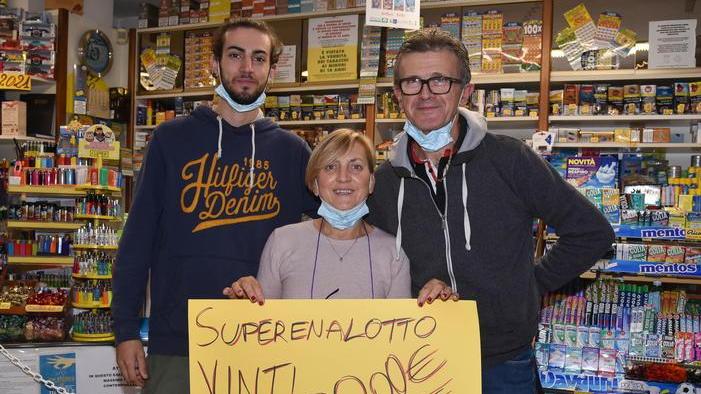 Ha vinto al Superenalotto centrando un 5 da 10mila euro